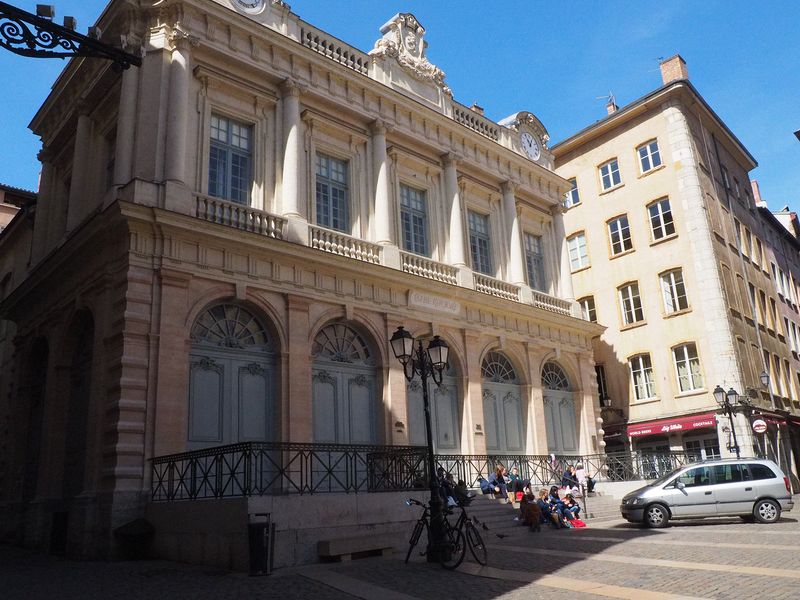 The Temple du Change protestant church was originally a stock exchange from 1631